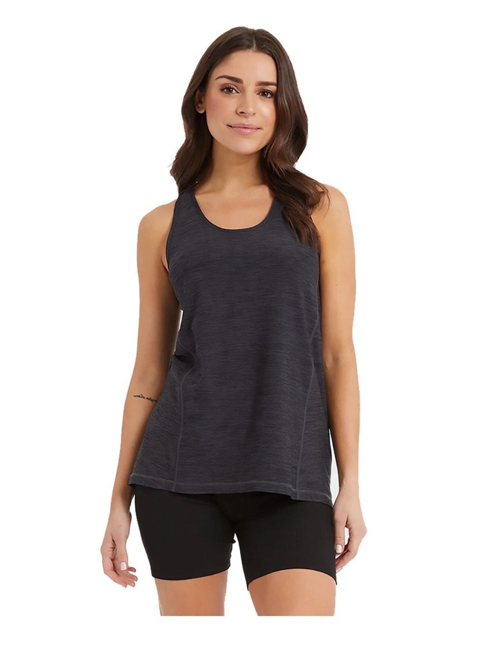 *Set of 5* 32 Degrees Women's Cool Lightweight Regular Fit Racerback Tank Tops